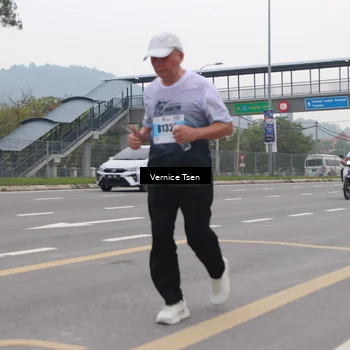 Runner Photo 7231571