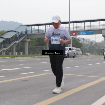 Runner Photo 7231700