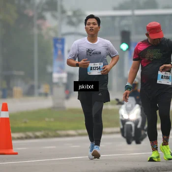 Runner Photo 7232771