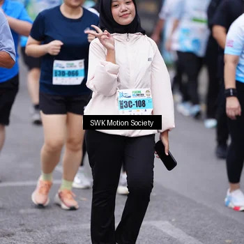 Runner Photo 7233000