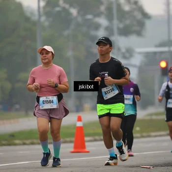 Runner Photo 7233096