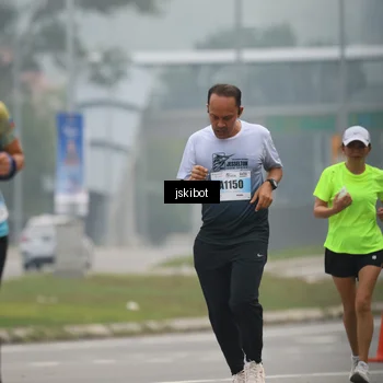 Runner Photo 7233346