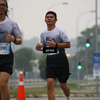 Runner Photo 7233373