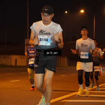 Runner Photo 7233419