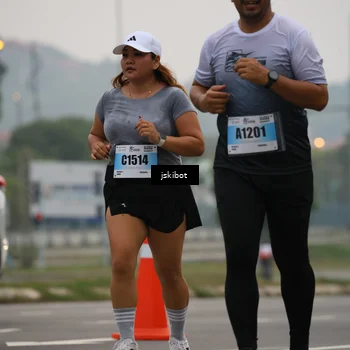 Runner Photo 7233421