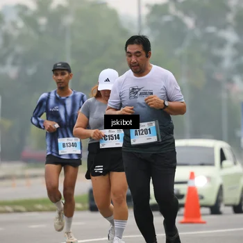 Runner Photo 7233456