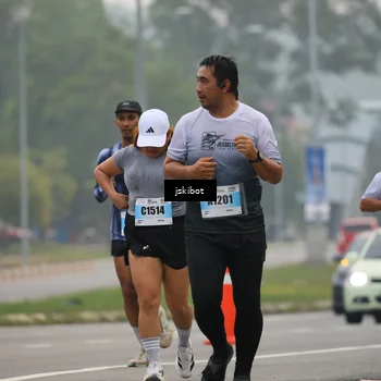 Runner Photo 7233461