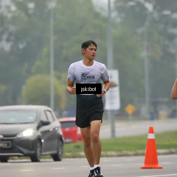 Runner Photo 7233492