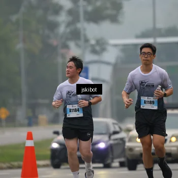Runner Photo 7233534
