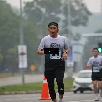 Runner Photo 7233539