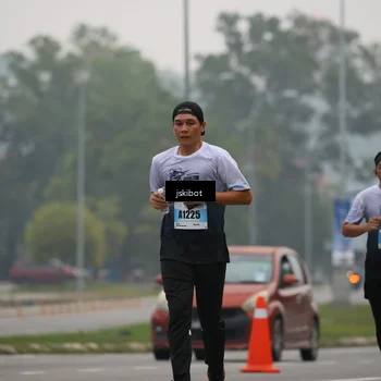 Runner Photo 7233549