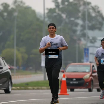 Runner Photo 7233553