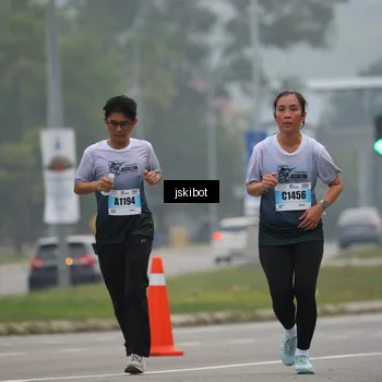 Runner Photo 7233664