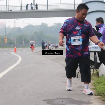 Runner Photo 7233789