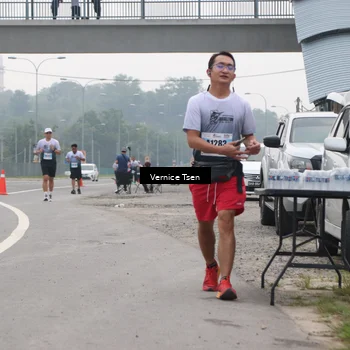 Runner Photo 7233834