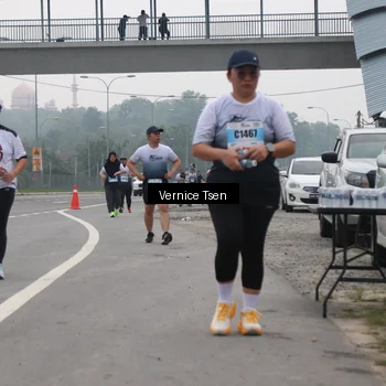 Runner Photo 7234304