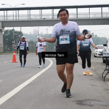Runner Photo 7234315