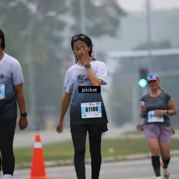 Runner Photo 7234425