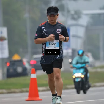 Runner Photo 7234575
