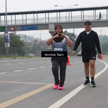 Runner Photo 7234611