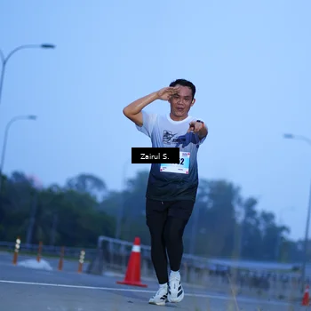 Runner Photo 7234640