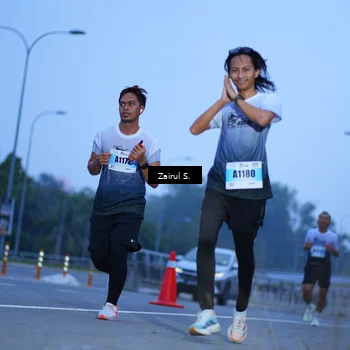 Runner Photo 7234840
