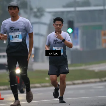 Runner Photo 7234874