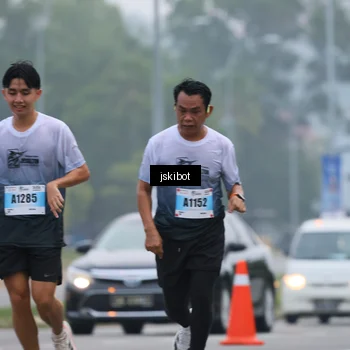 Runner Photo 7234914