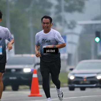 Runner Photo 7234932
