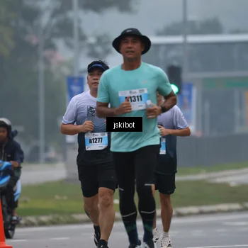 Runner Photo 7234973