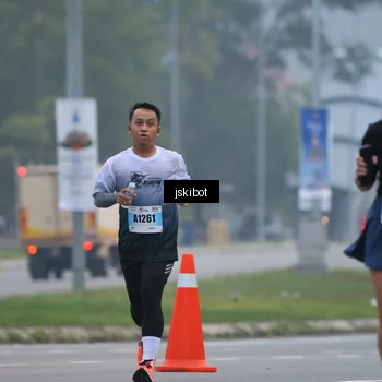 Runner Photo 7235077
