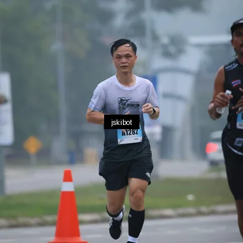 Runner Photo 7235152
