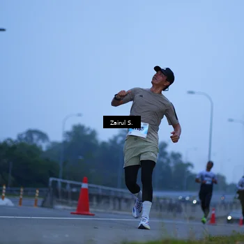 Runner Photo 7235263
