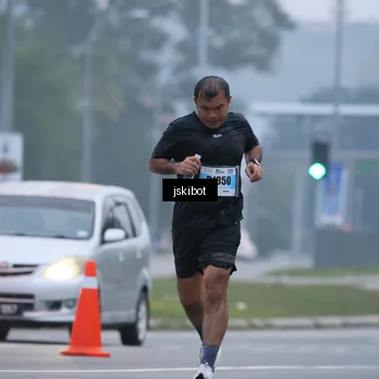 Runner Photo 7235406