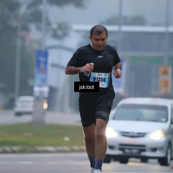 Runner Photo 7235422