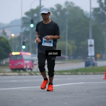 Runner Photo 7235428