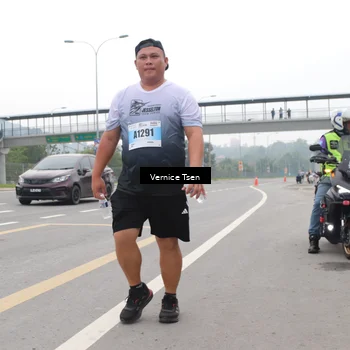 Runner Photo 7235436