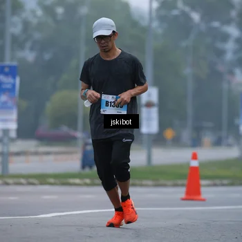 Runner Photo 7235464