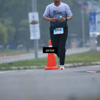 Runner Photo 7235593