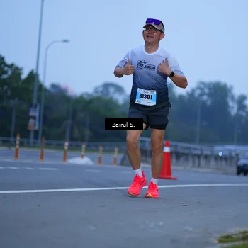 Runner Photo 7235692
