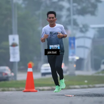 Runner Photo 7235715