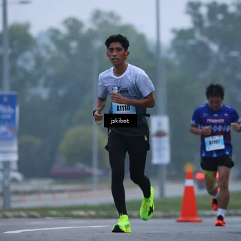 Runner Photo 7235771