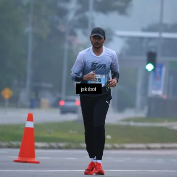 Runner Photo 7235776