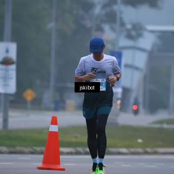 Runner Photo 7235868