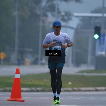 Runner Photo 7235874