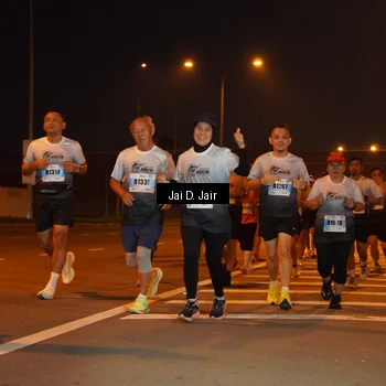 Runner Photo 7235938