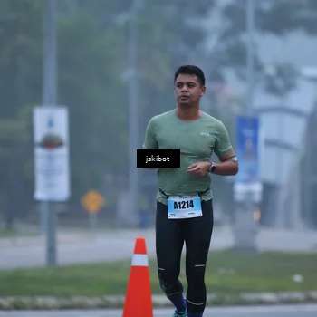 Runner Photo 7236055