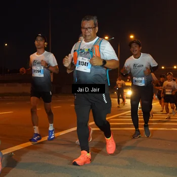 Runner Photo 7236335