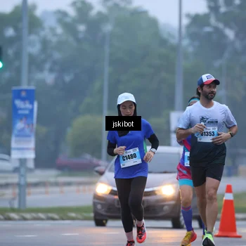 Runner Photo 7236416