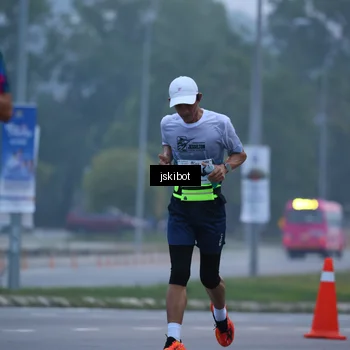 Runner Photo 7236438